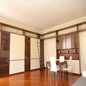 trevi-nice-holiday-luxury-apartment.it-romehotels.com/