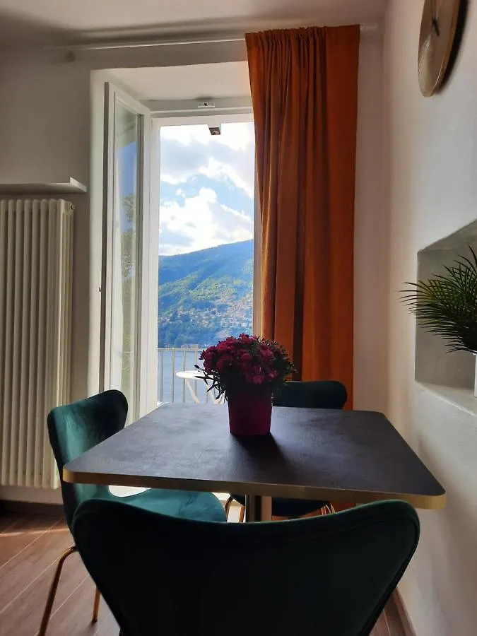 Apartment Le Luci Sul Lago Di Como Blevio Italy
